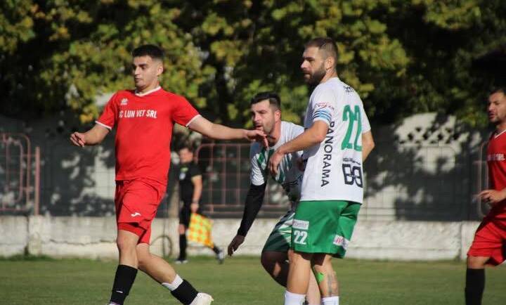 Cronica. Trecem Valea