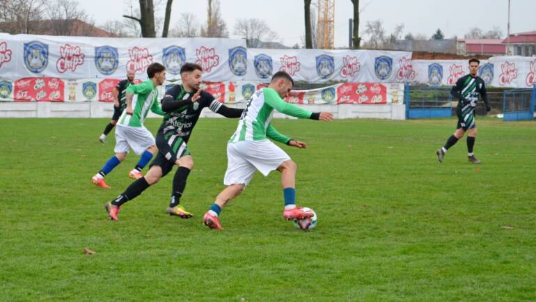 Cronica. Final reusit de toamna