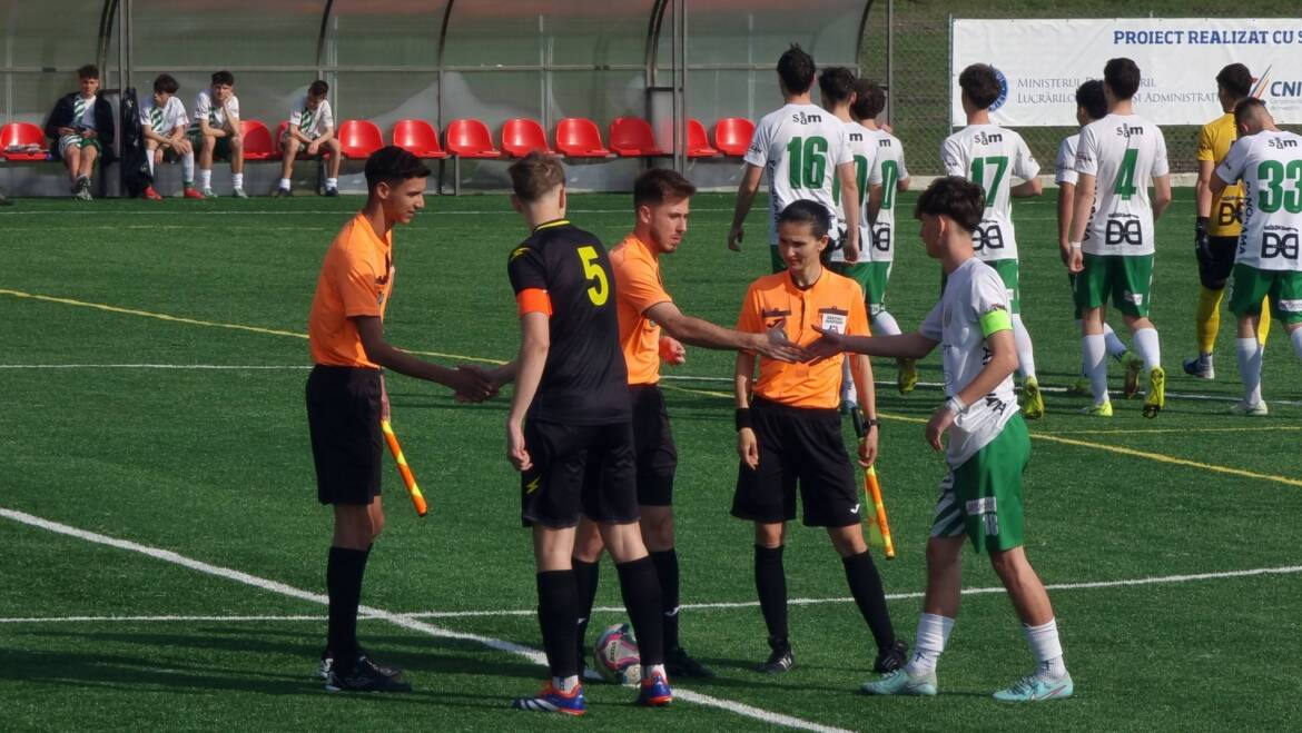 Cronica U19. Lanterna ne-a orbit o ora